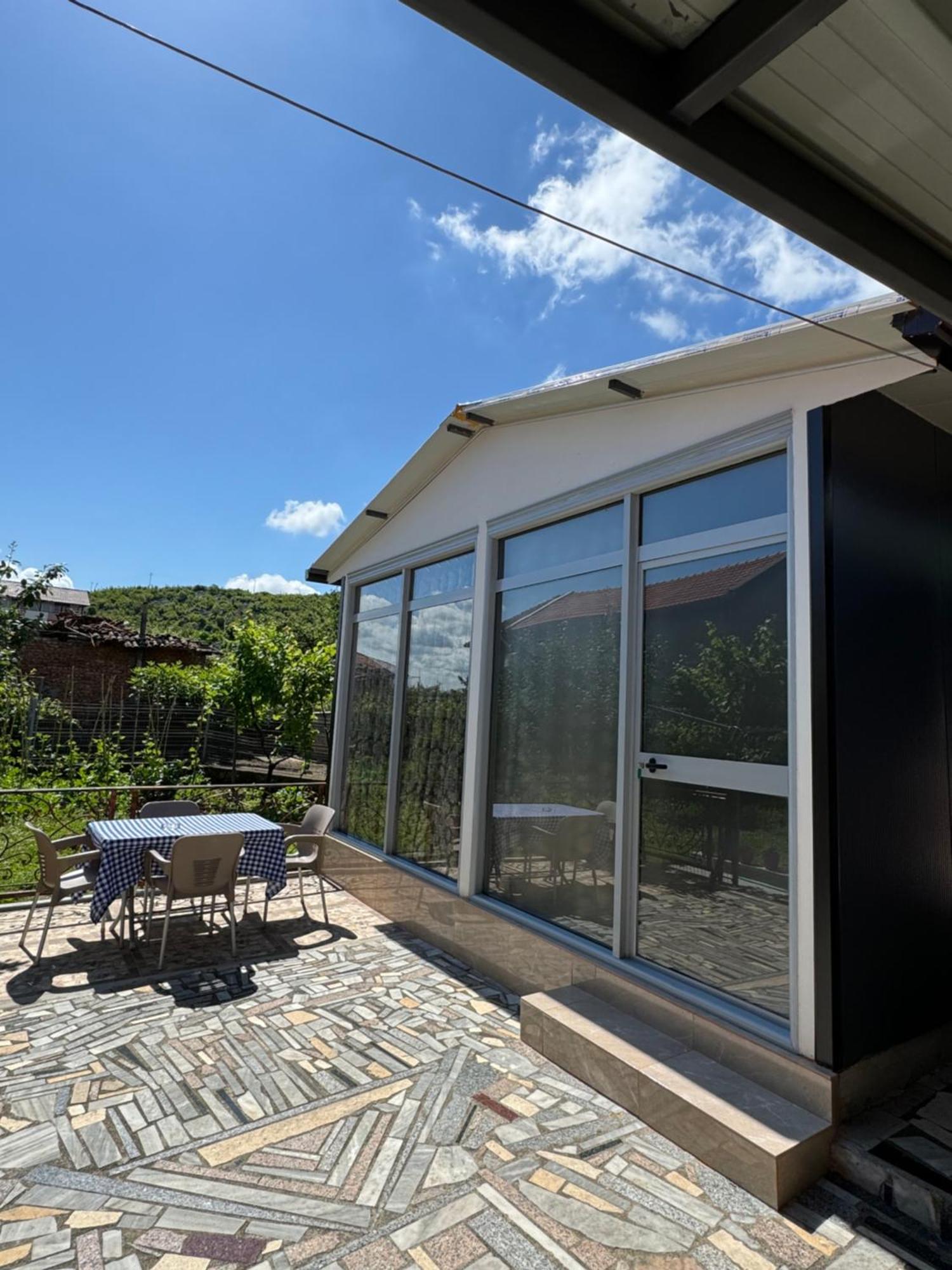 Lake Bliss Cabins Shkoder Exterior photo